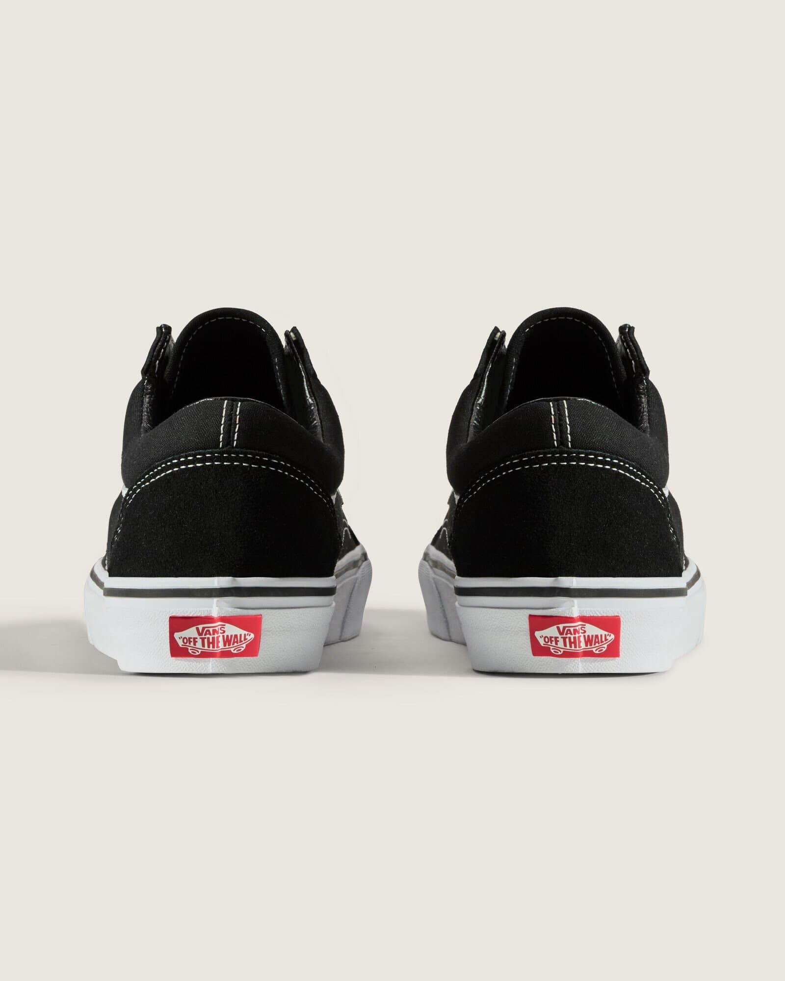 Tênis Vans - Old Skool Black White - 4